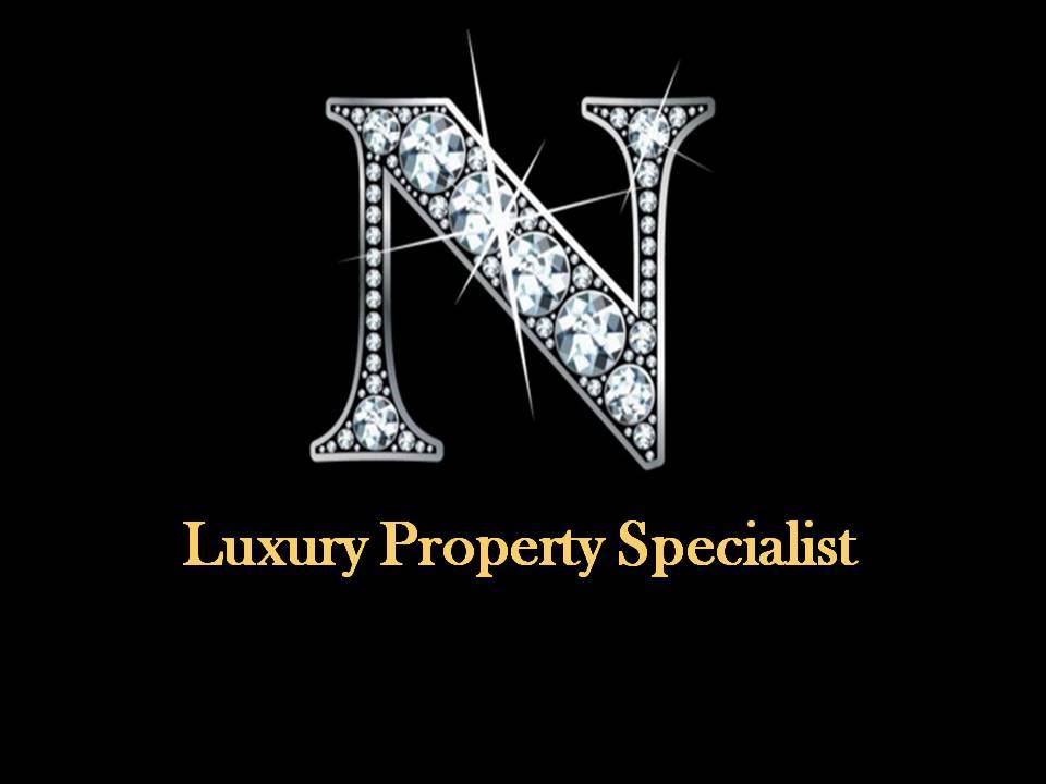 Luxury Property Specialist