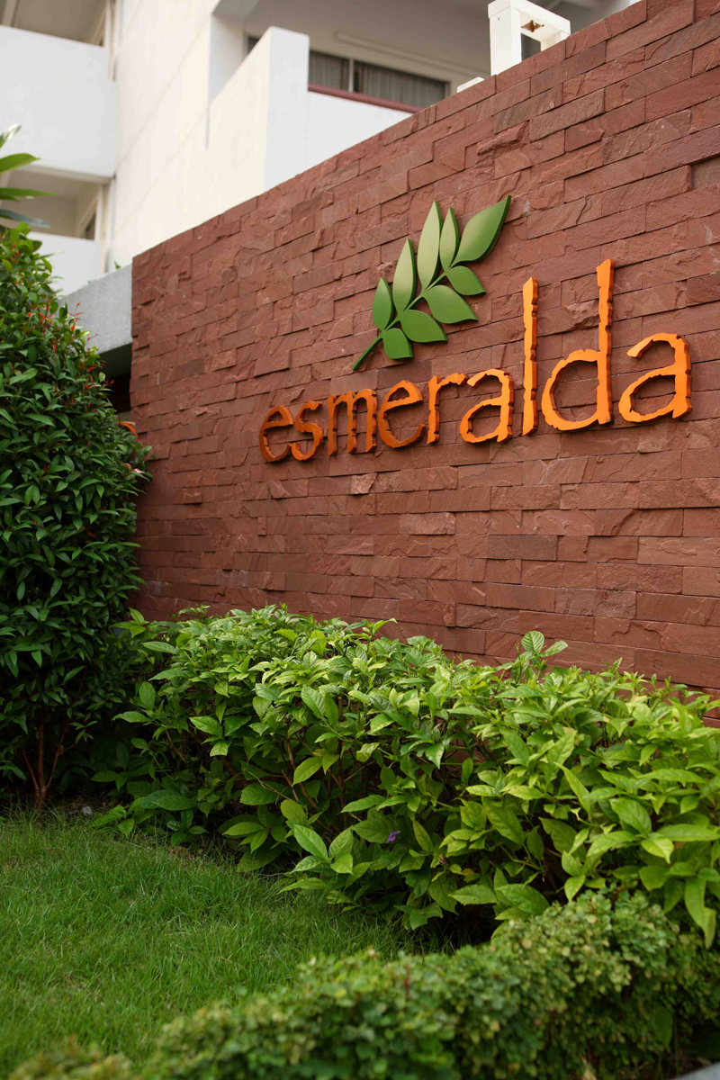 esmeralda-entrance.jpg