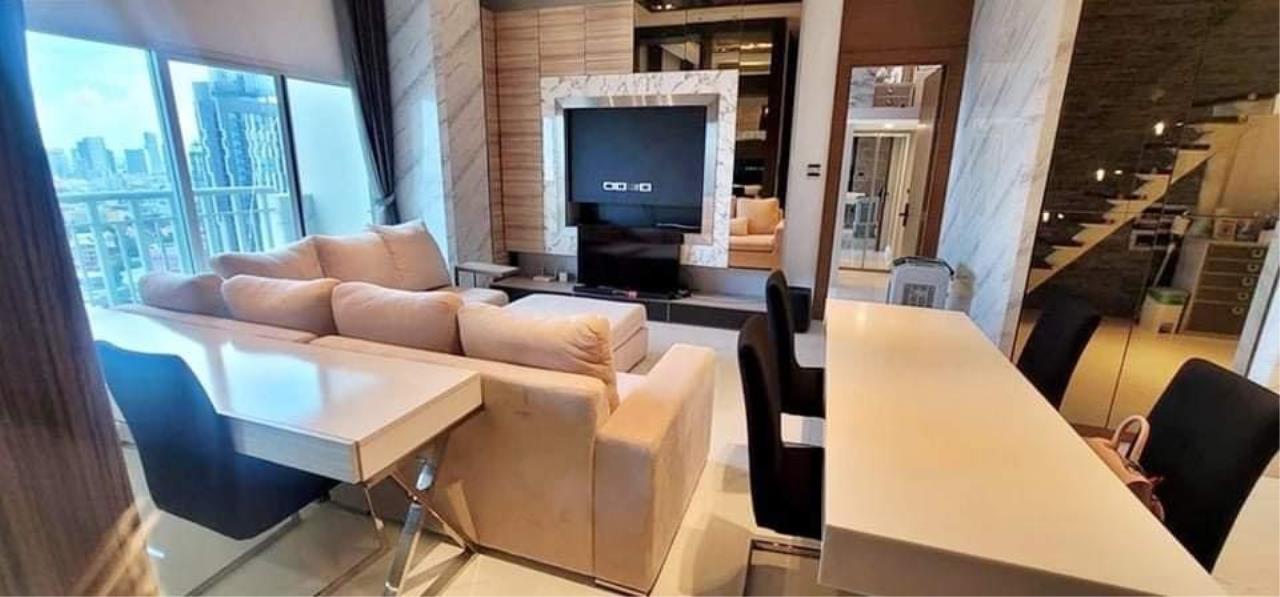 Arada Property Thailand Agency's Penthouse for rent sale duplex 4 bedrooms near BTS Thonglor  2