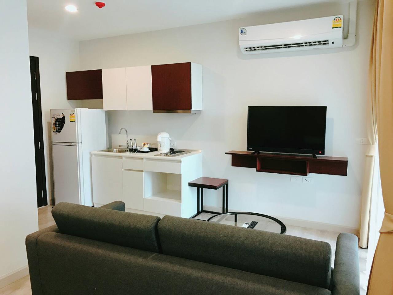 Agent - Arnupharp Sadudee Agency's New Airport condo for sell, Phuket Airport Condo Project. Guaranteed return of 6% for 3 years. New Condo with furniture, appliances Near Phuket Airport 1 km. Nai Yang Beach 700 meters. 10