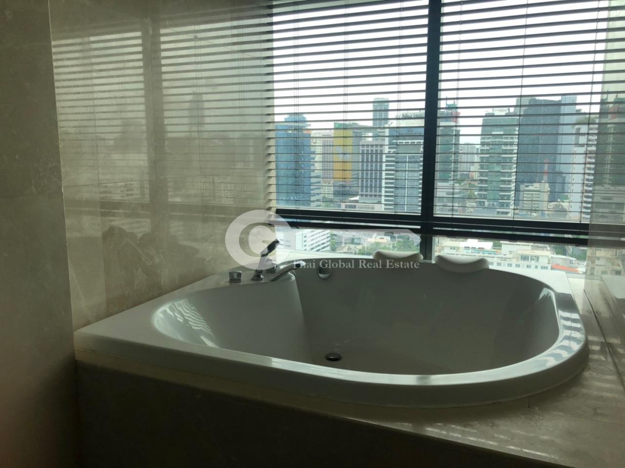 Global Thai Real Estate Agency's Le Raffine 39, BTS Phrompong : 3 beds / 3 baths 10