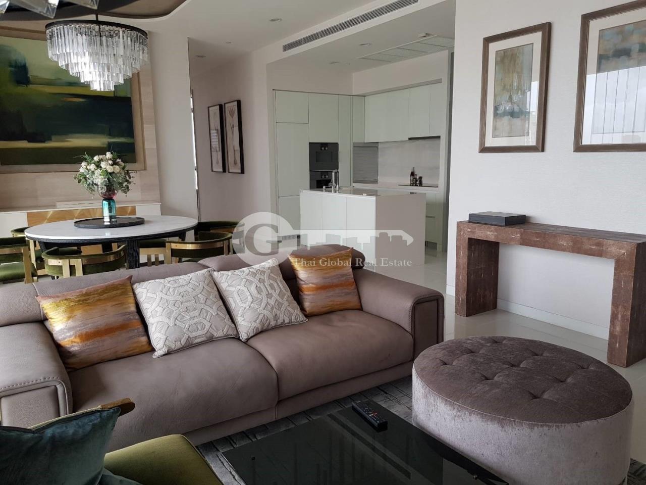 Global Thai Real Estate Agency's VIittorio Sukhumvit 39, BTS Phrompong : 2 beds / 2 baths 3