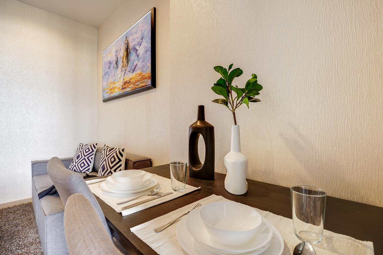 Hostmaker Bangkok Agency's Charming, chic 1 bed Condo in Overlooking Chatuchak Park 16