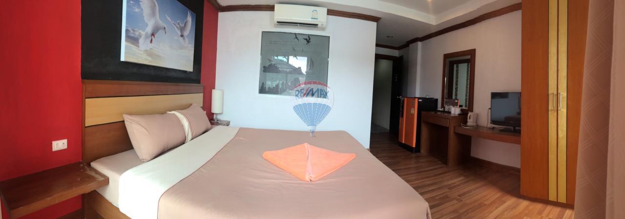 RE/MAX Top Properties Agency's Phuket,Patong Beach 17 Rooms Guest House For Sale 15