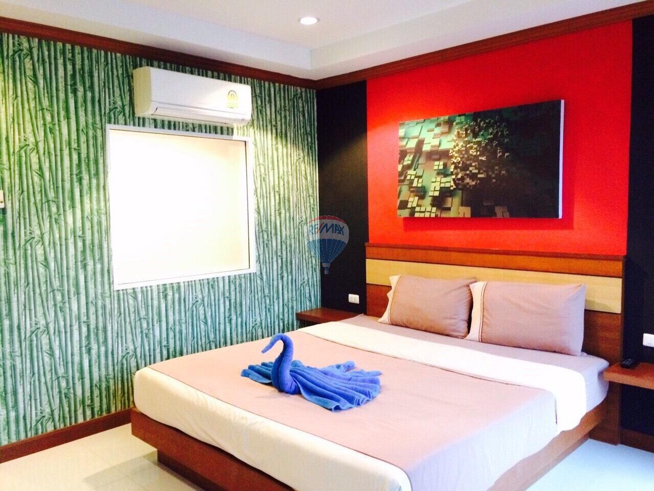 RE/MAX Top Properties Agency's Phuket,Patong Beach 17 Rooms Guest House For Rent 23