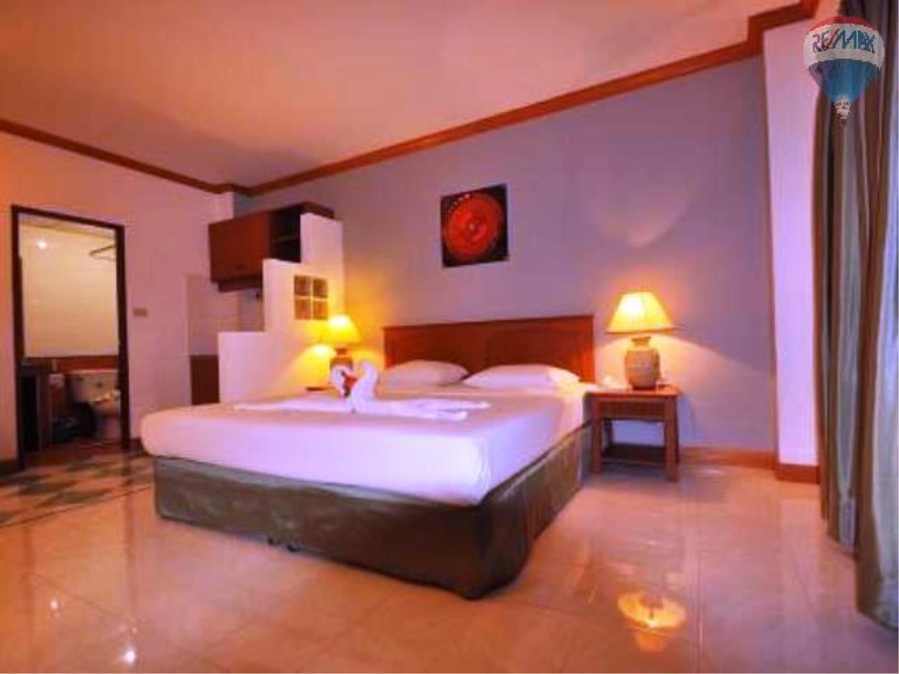 RE/MAX Top Properties Agency's Baan Phil Guest House For Sale Patong Beach 21