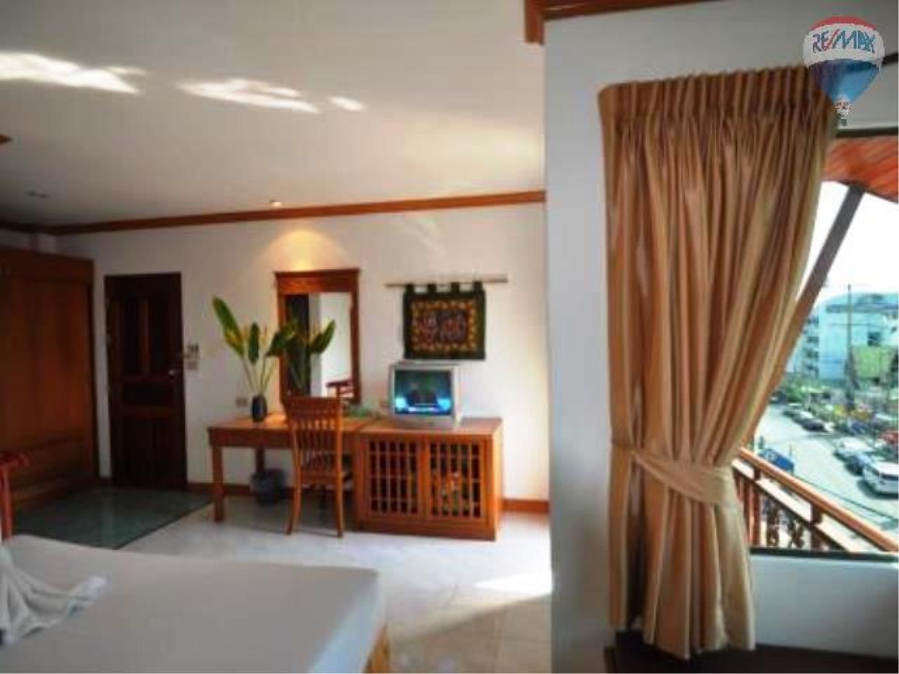 RE/MAX Top Properties Agency's Baan Phil Guest House For Sale Patong Beach 25