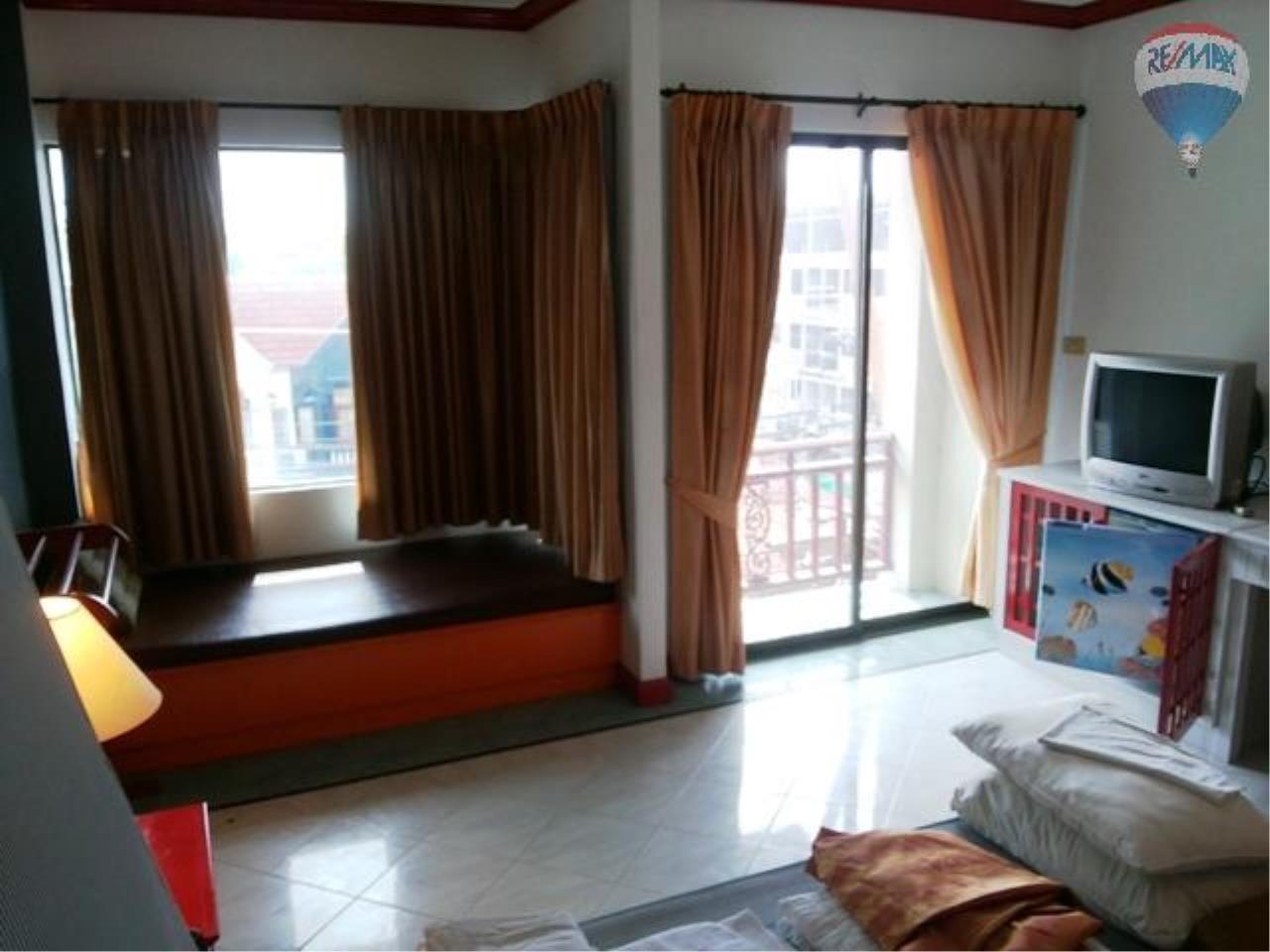 RE/MAX Top Properties Agency's Baan Phil Guest House For Sale Patong Beach 34
