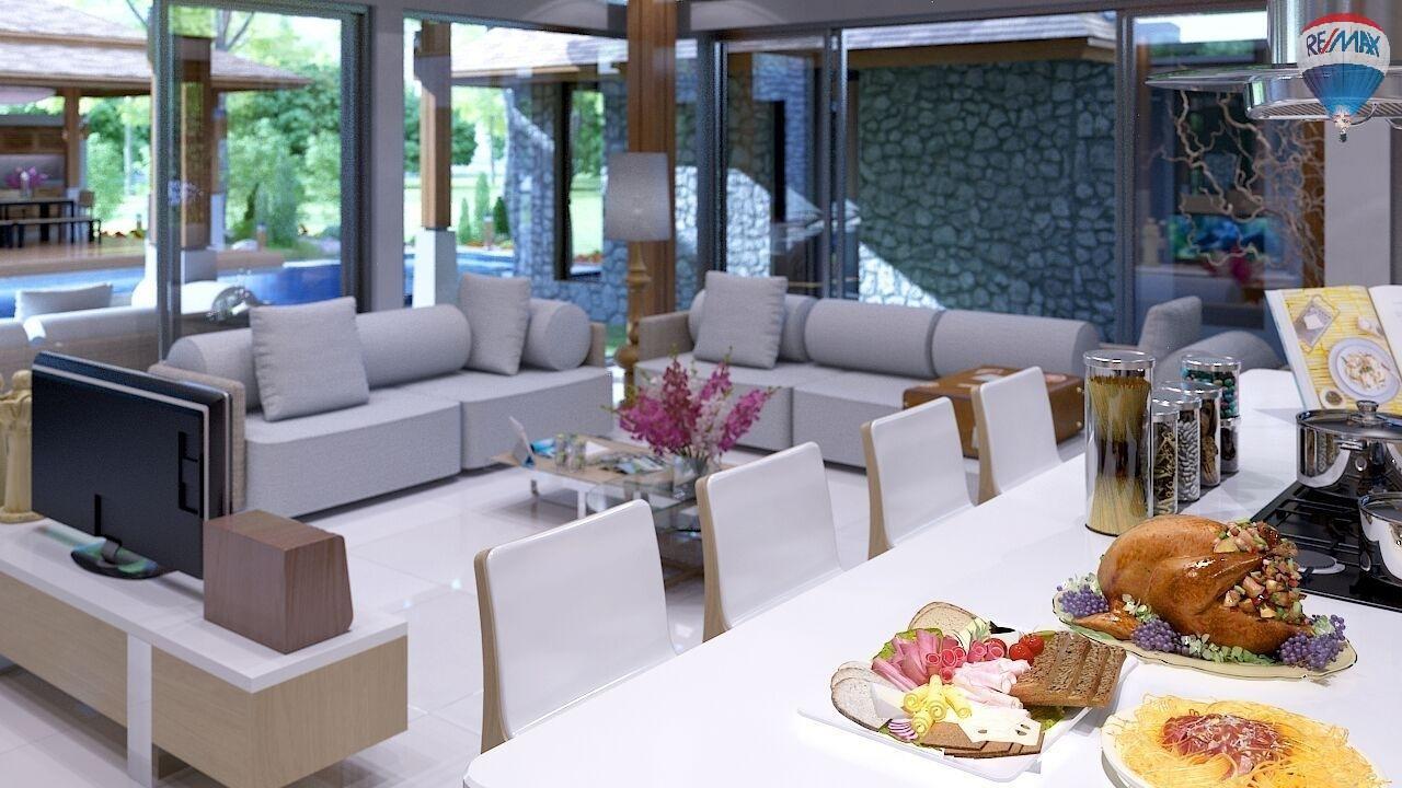 RE/MAX Top Properties Agency's Luxury Botanica Villa 3 Bed 17
