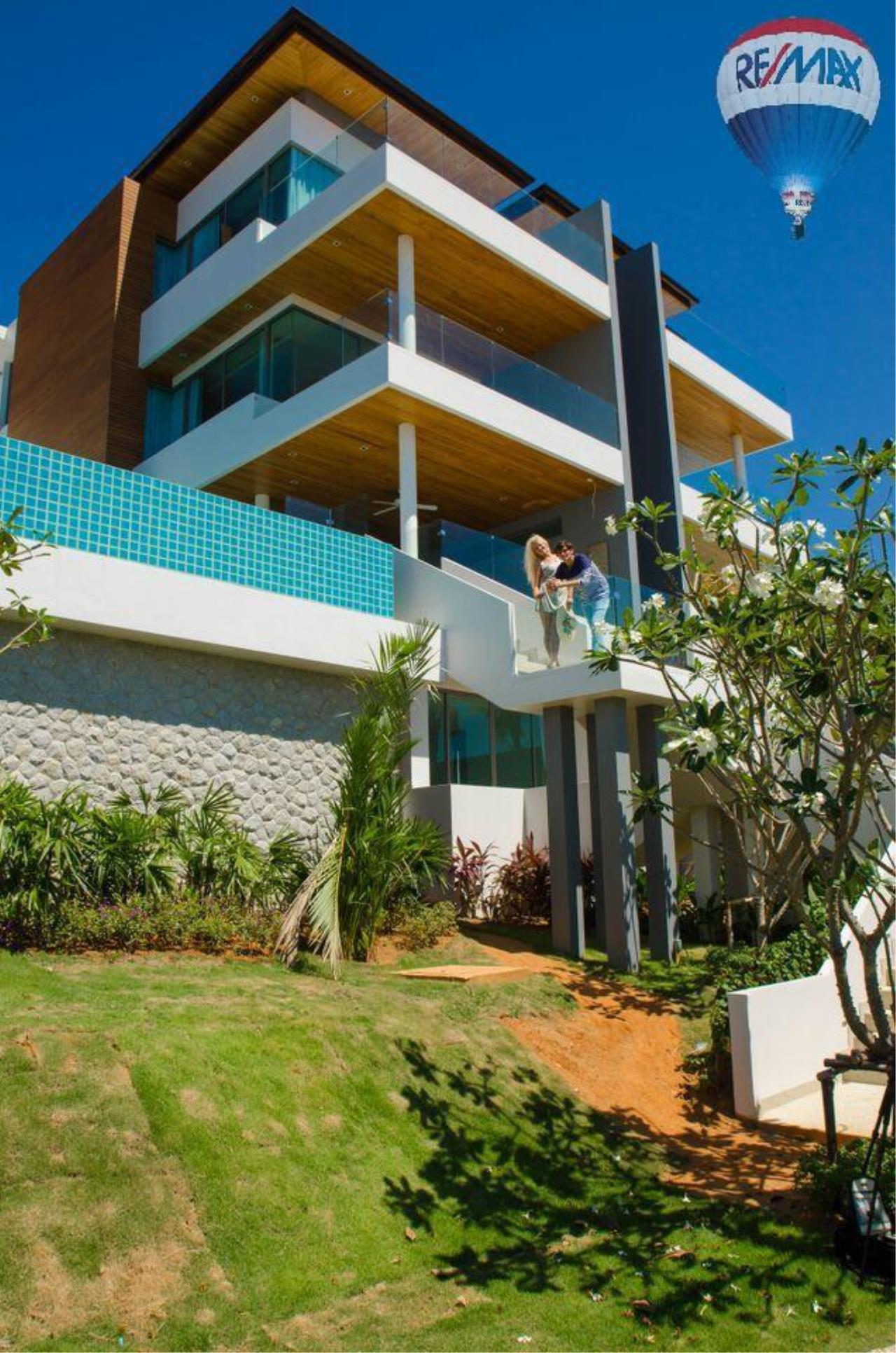 RE/MAX Top Properties Agency's Grand See Trough villa A2 rent 7