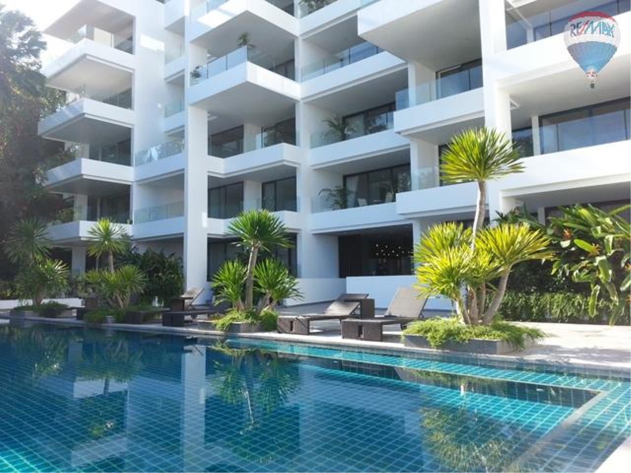RE/MAX Top Properties Agency's Luxury Condo For Sale Surin Beach 155