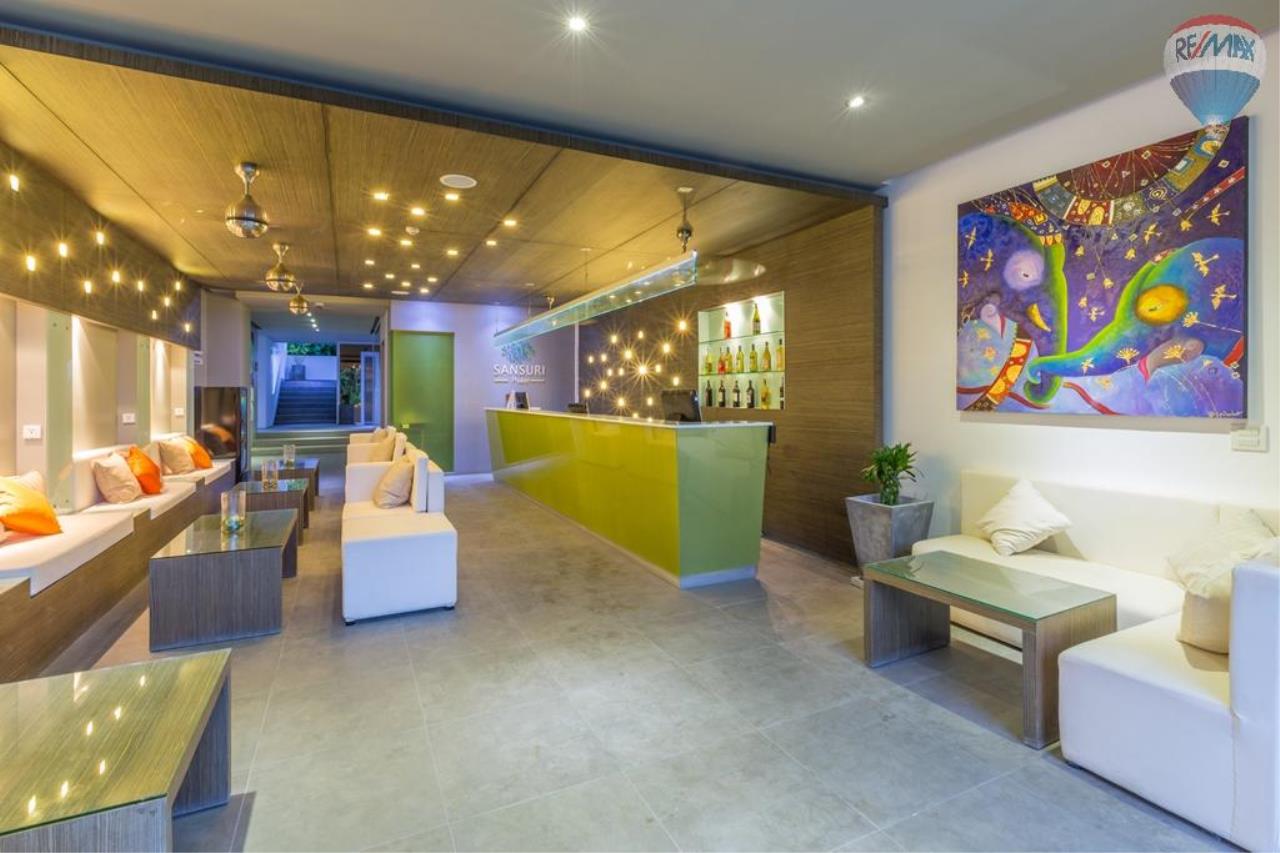 RE/MAX Top Properties Agency's Luxury Condo For Sale Surin Beach 55