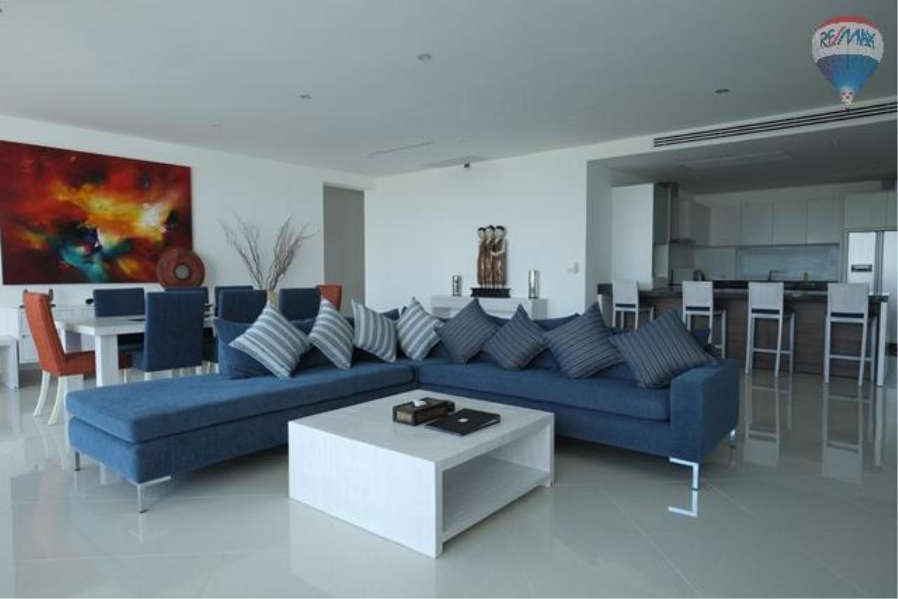 RE/MAX Top Properties Agency's Luxury Condo For Sale Surin Beach 72