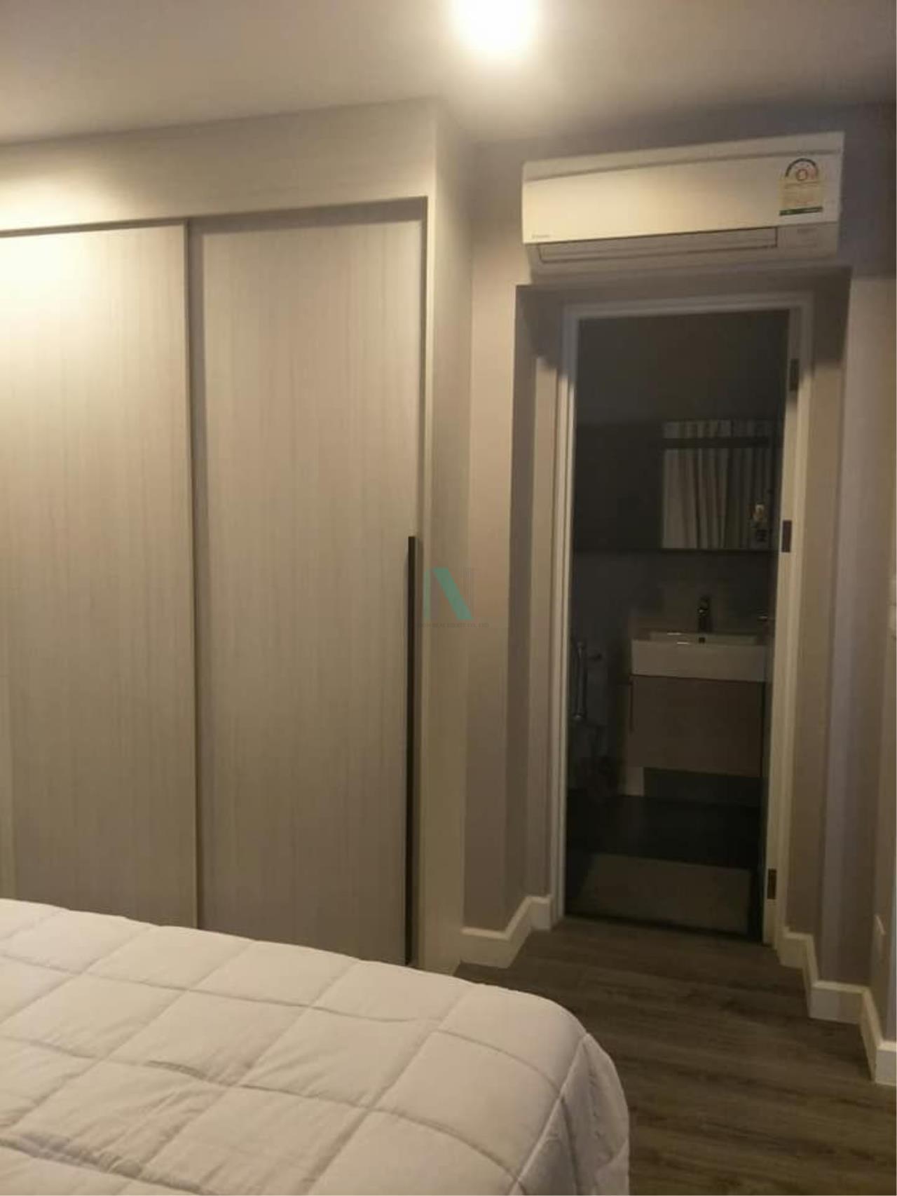 NOPPON REAL ESTATE CO.,LTD. Agency's For rent The Room Sukhumvit 40 1 bedroom 8th floor near BTS Ekkamai. 6