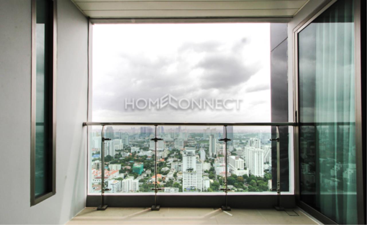 Home Connect Thailand Agency's 39 Boulevard Executive Residence 2