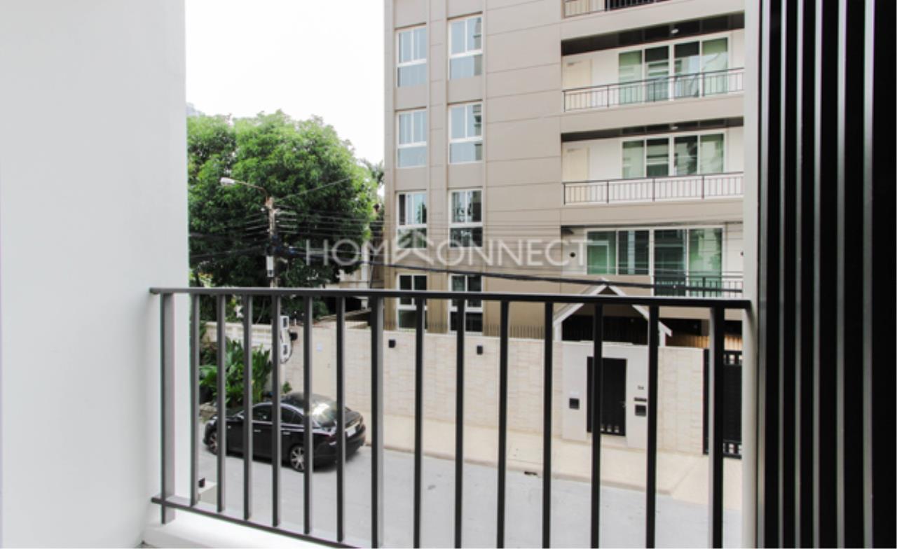 Home Connect Thailand Agency's Fernwood Residence Apartment for Rent 3