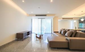 Seven Place Executive Residences Apartment for Rent