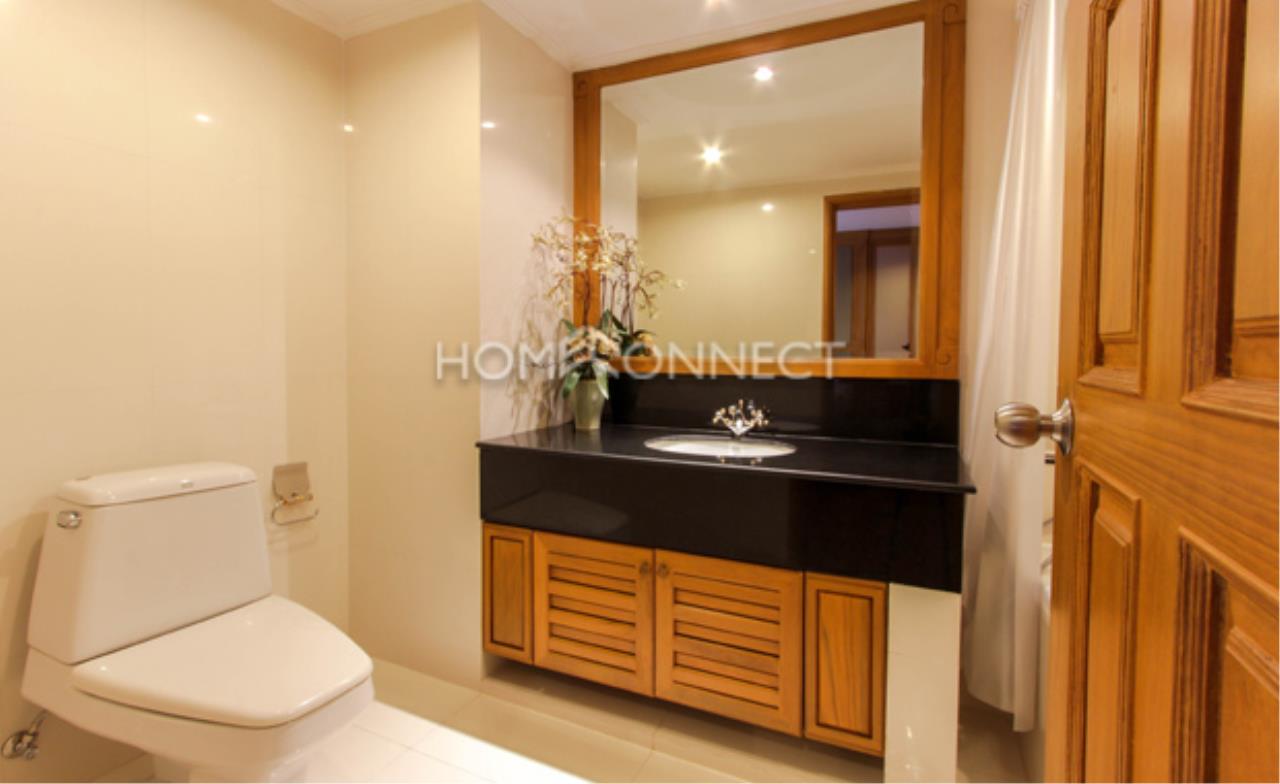 Home Connect Thailand Agency's Centre Point Phromphong Condominium for Rent 5