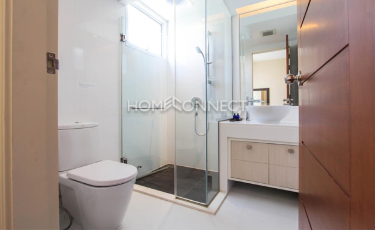 Home Connect Thailand Agency's G.M Service Apartment 5