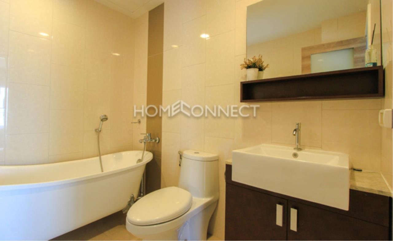 Home Connect Thailand Agency's Renova Residence Chidlom Condominium for Rent 4