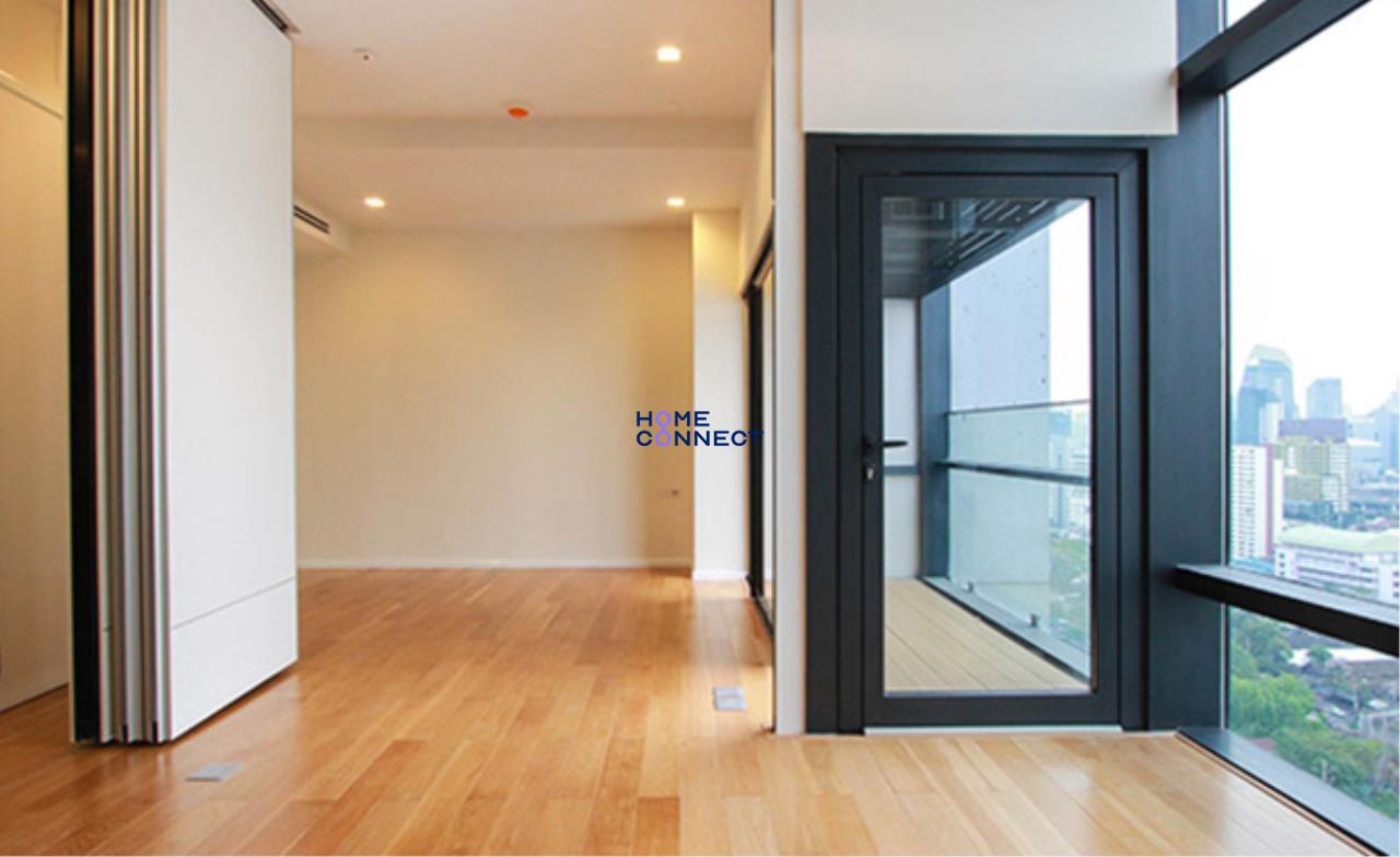 Home Connect Thailand Agency's The Circle Living Prototype Condominium for Rent 3