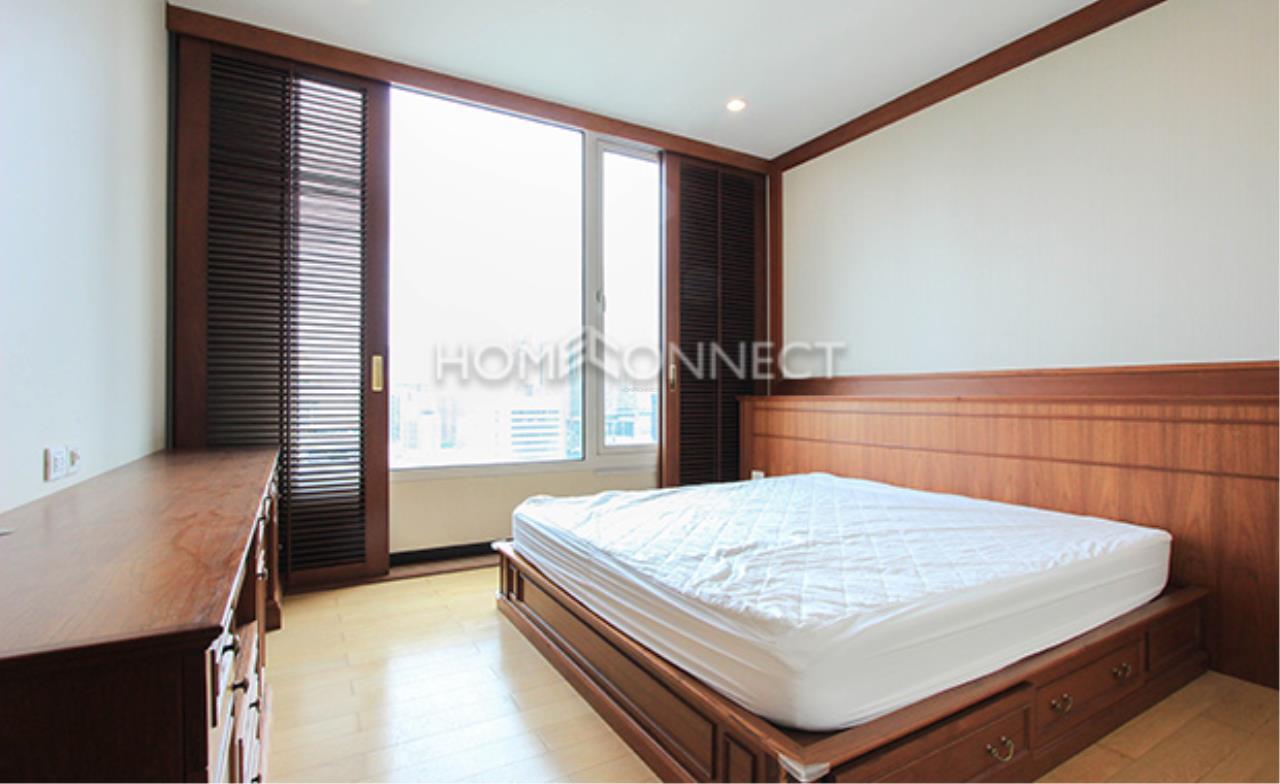 Home Connect Thailand Agency's The Park Chidlom Condominium for Rent 17