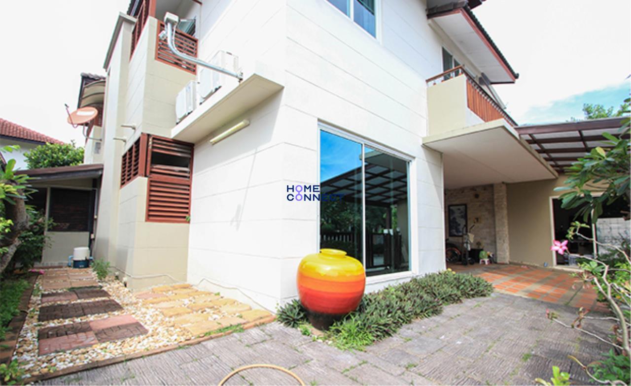 Home Connect Thailand Agency's Moobaan Villa Arcadia Srinakarin House for Rent 1