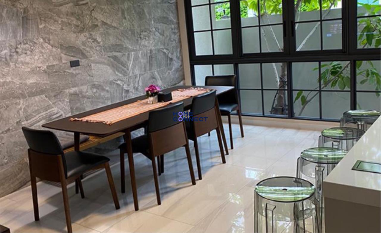 Home Connect Thailand Agency's Quarter 31 Townhouse for Rent 5