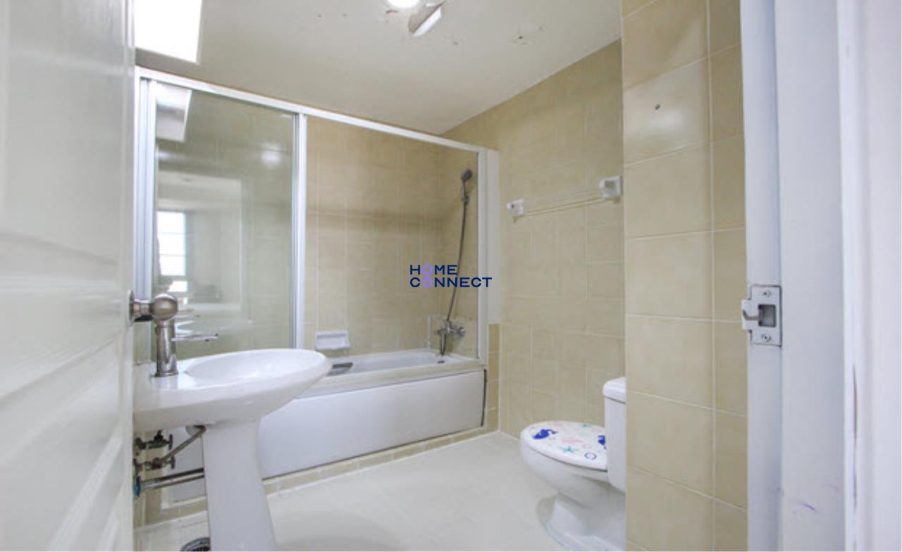 Home Connect Thailand Agency's Waterford Diamond Condominium for Rent 8