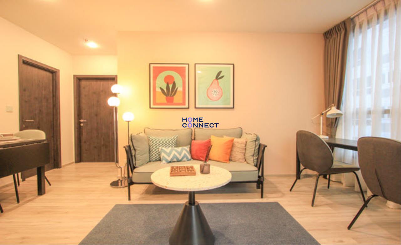 Home Connect Thailand Agency's XT Huaikhwang Condominium for Rent 2