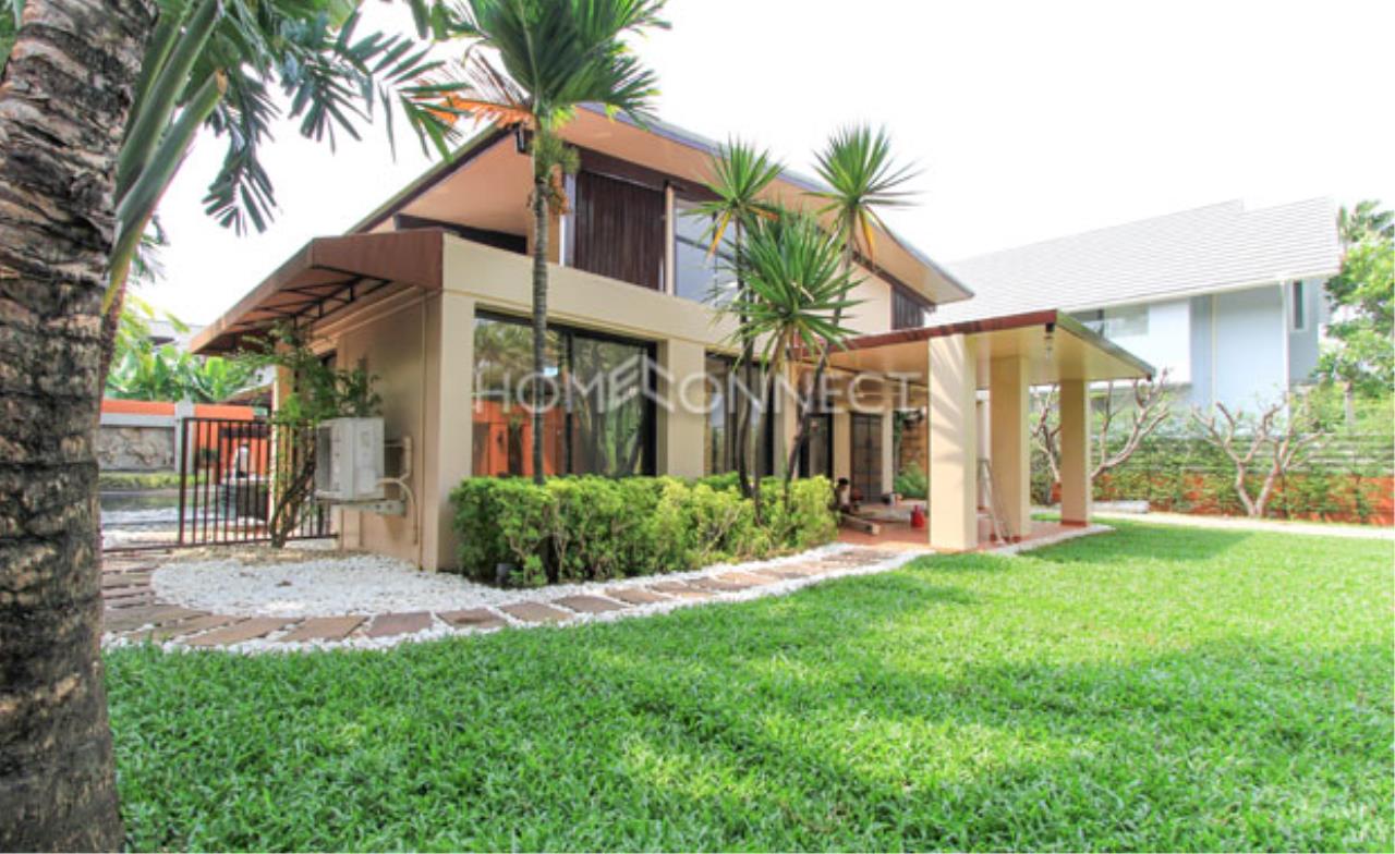 Home Connect Thailand Agency's House for Rent near BTS Ekkamai 10