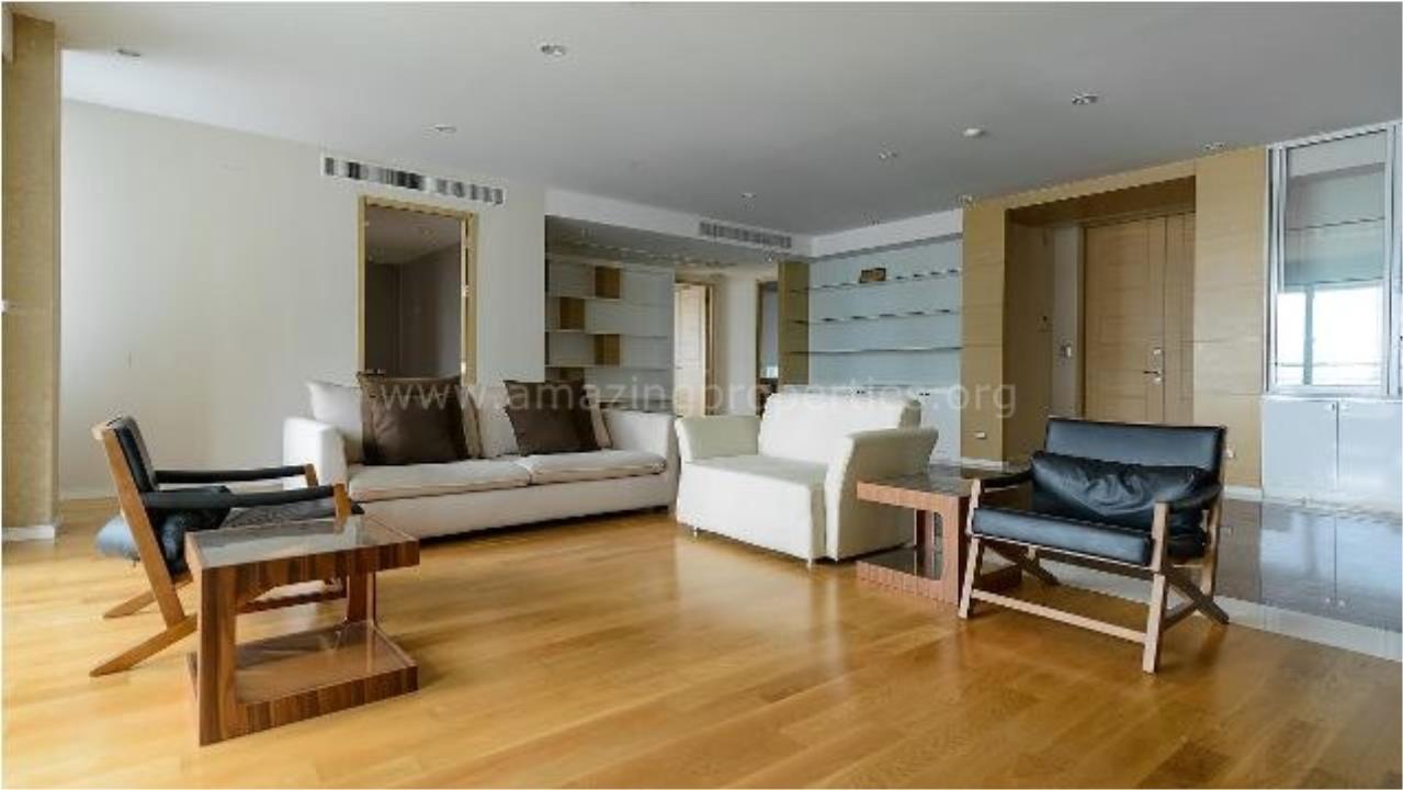 Amazing Properties Agency's 4 bedrooms Apartment for sale 7