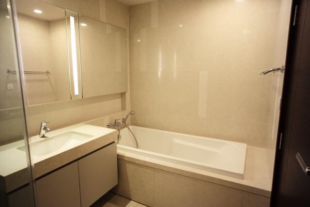 RE/MAX Properties Agency's 1 Bedroom 53 Sq.M. in Thonglor area only 55,000THB 14