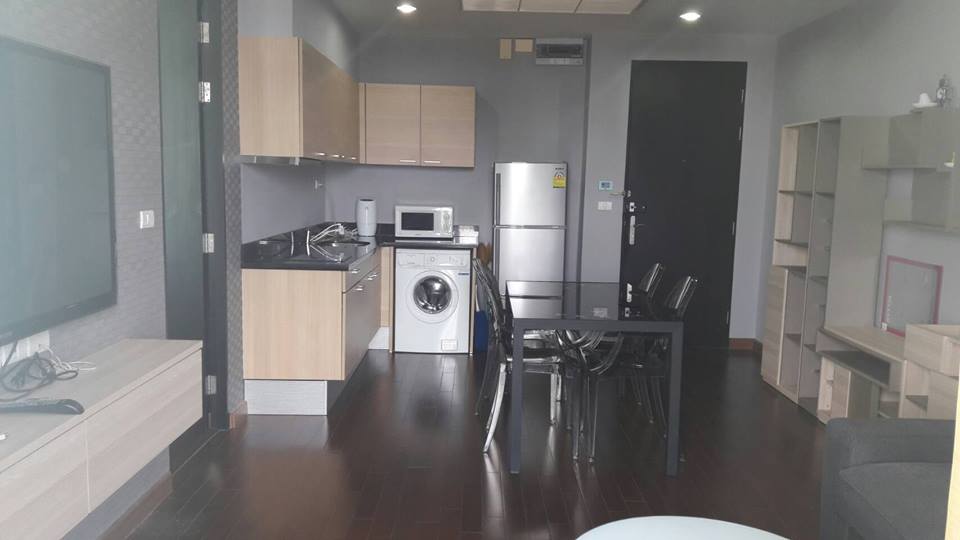 RE/MAX Properties Agency's Urgent Sale 1 Bedroom 57 Sq.M. in The Address Chidlom only 9.1 M.THB (Nego) 9