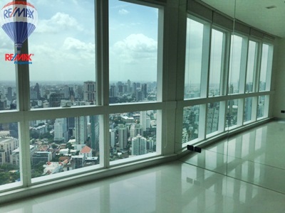 RE/MAX Properties Agency's RENT 4 Bedroom 320 Sq.m Penthouse room at Millennium Residence 10
