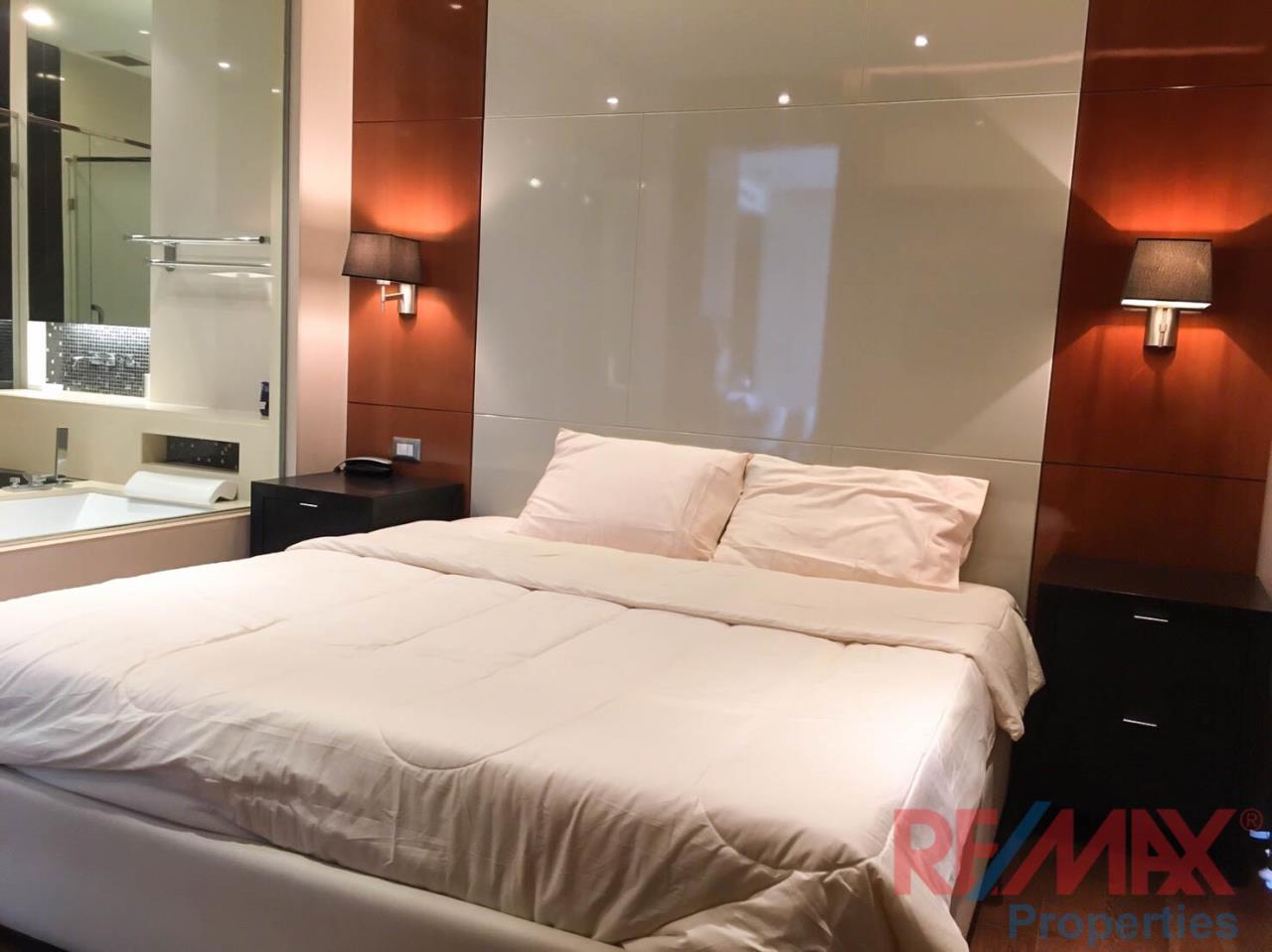 RE/MAX Properties Agency's 1 Bedroom for Rent The Address Sukhumvit 28 4