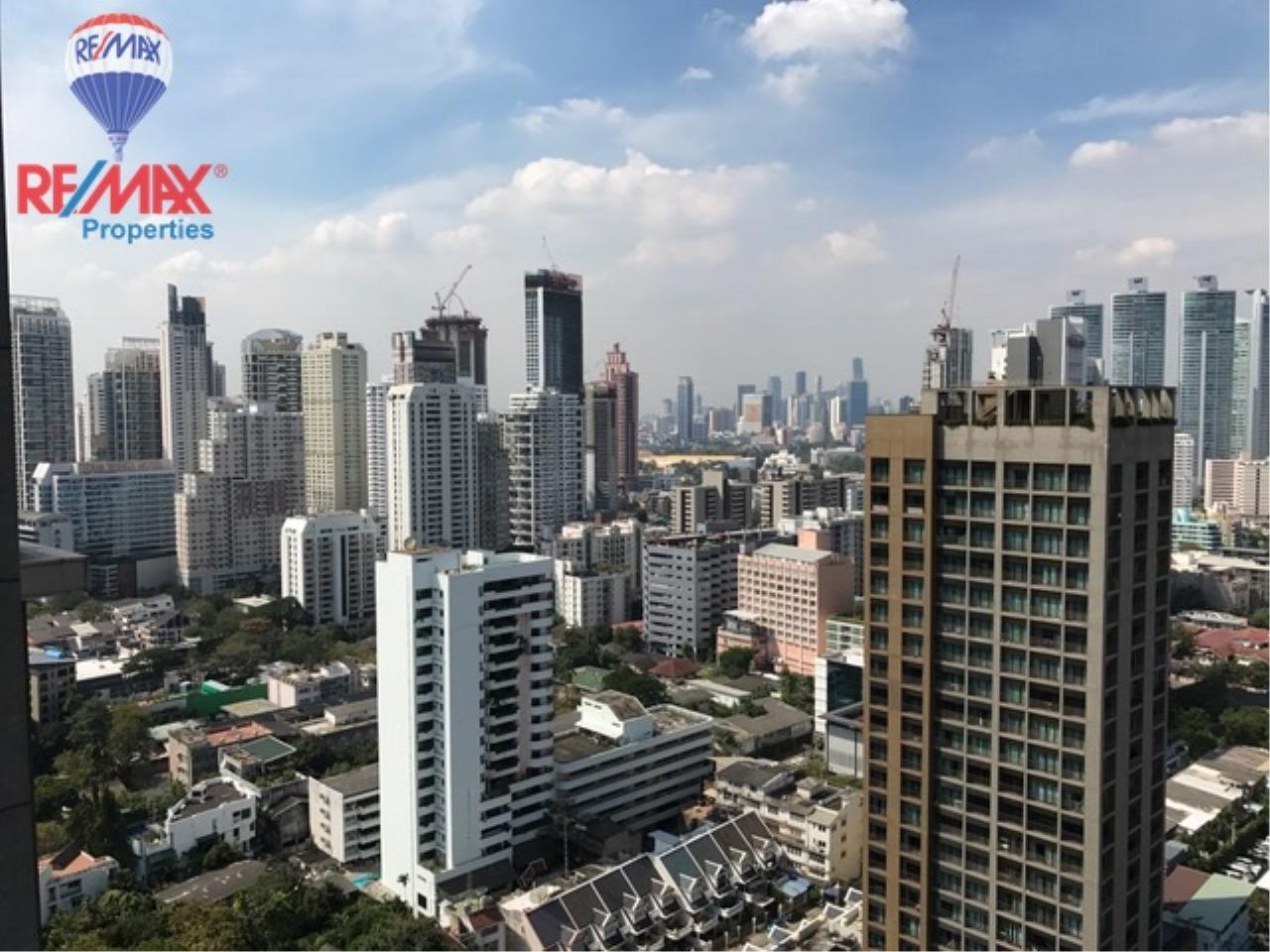 RE/MAX Properties Agency's For SALE !! 2 bedrooms 73.9 sqm at The Address 28 4