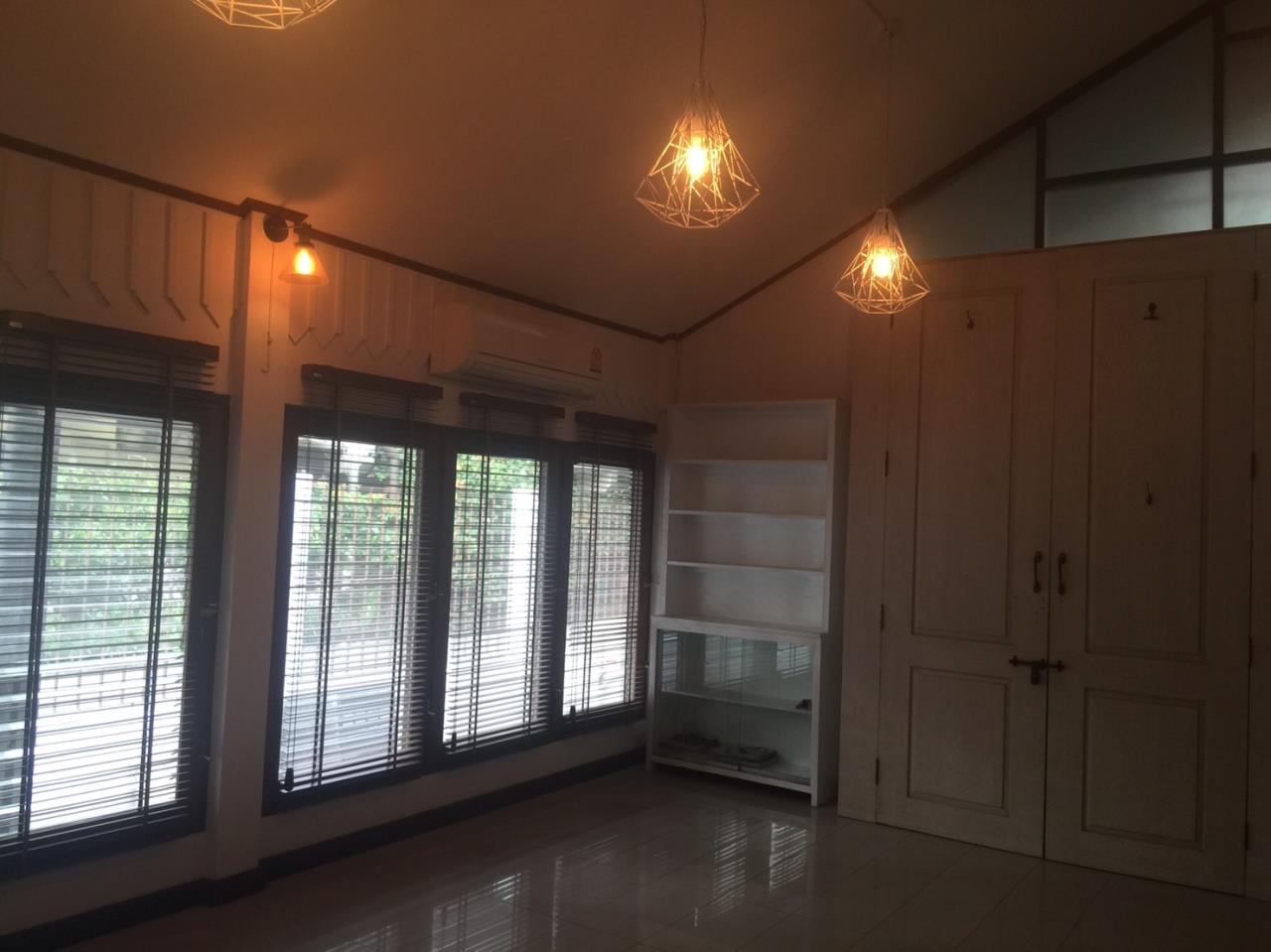 RE/MAX Properties Agency's 3 Bedroom House for Rent near Sathorn/Lumpini 7