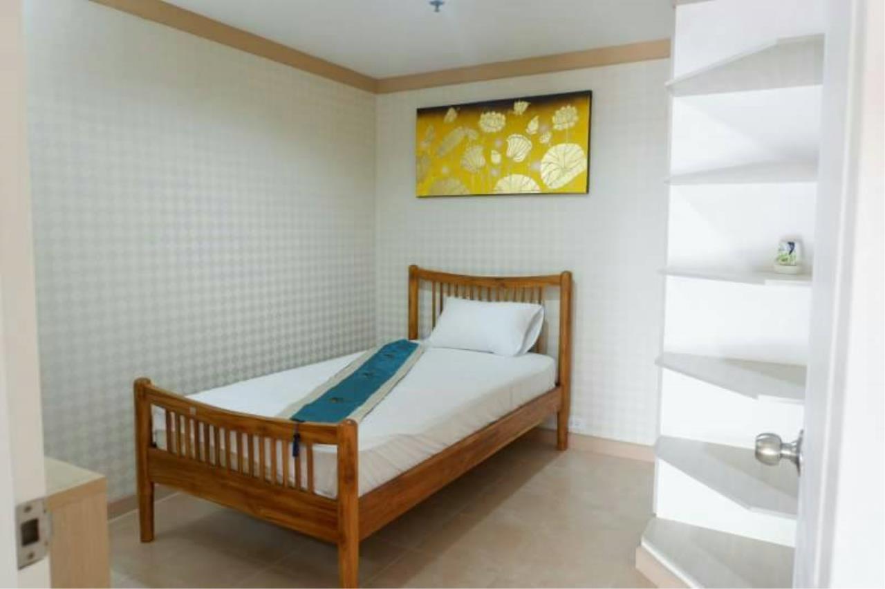 RE/MAX Properties Agency's Condo for RENT in Phromphong, just 10 mins walking to BTS 6