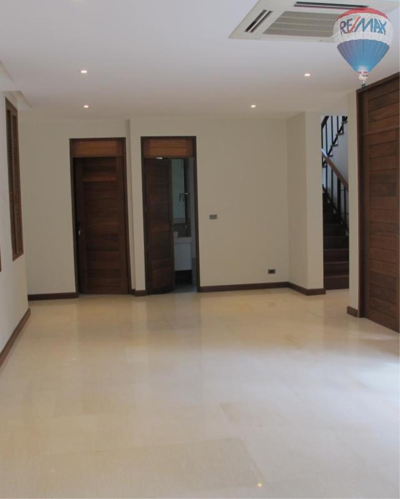 RE/MAX Properties Agency's 4 Bedroom House 530 sq.m. for Rent in Sukhumvit 24 14