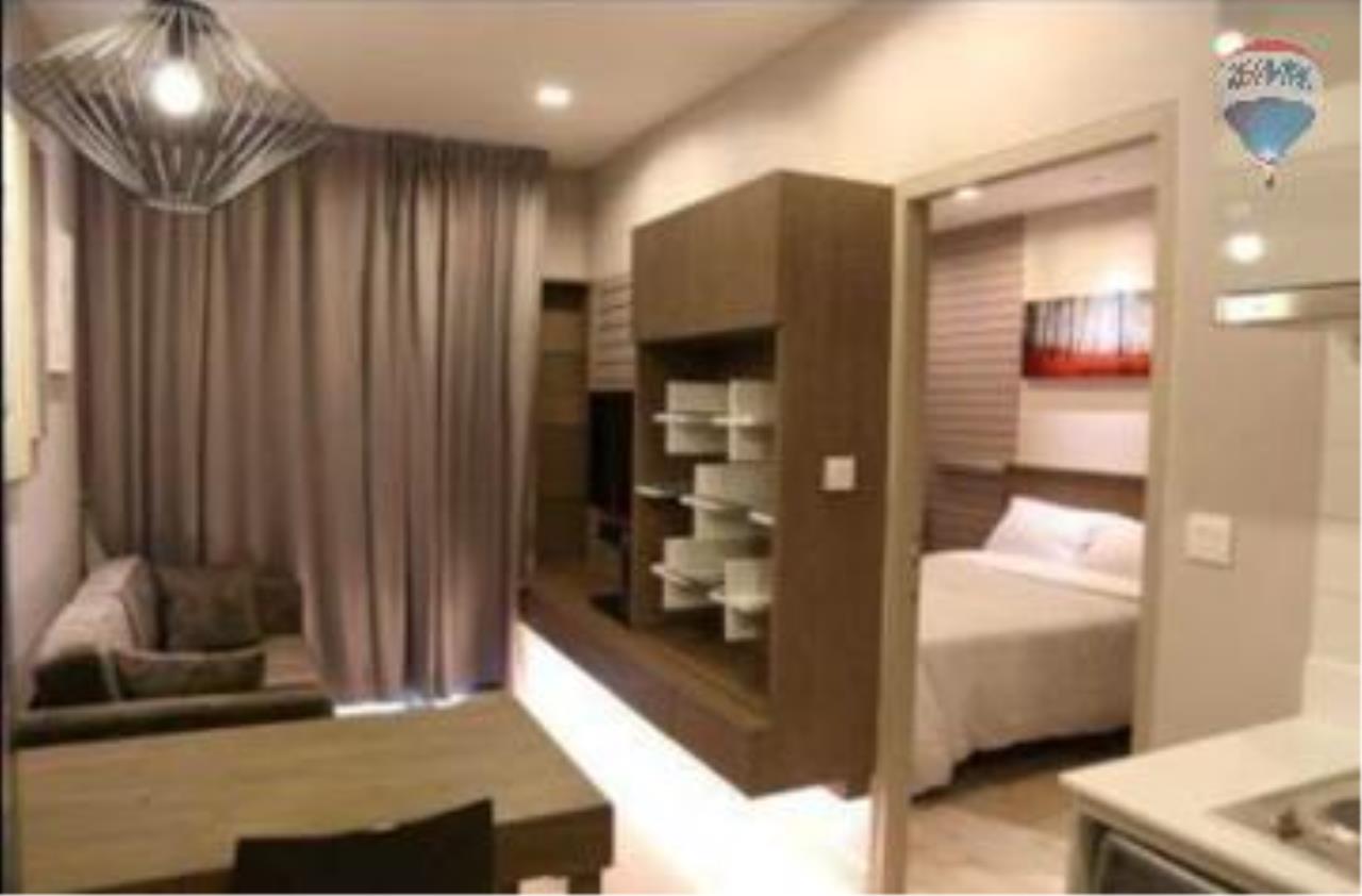 RE/MAX Properties Agency's 1 Bedroom 30 sq.m. for Rent at Ideo Mobi Sukhumvit 1