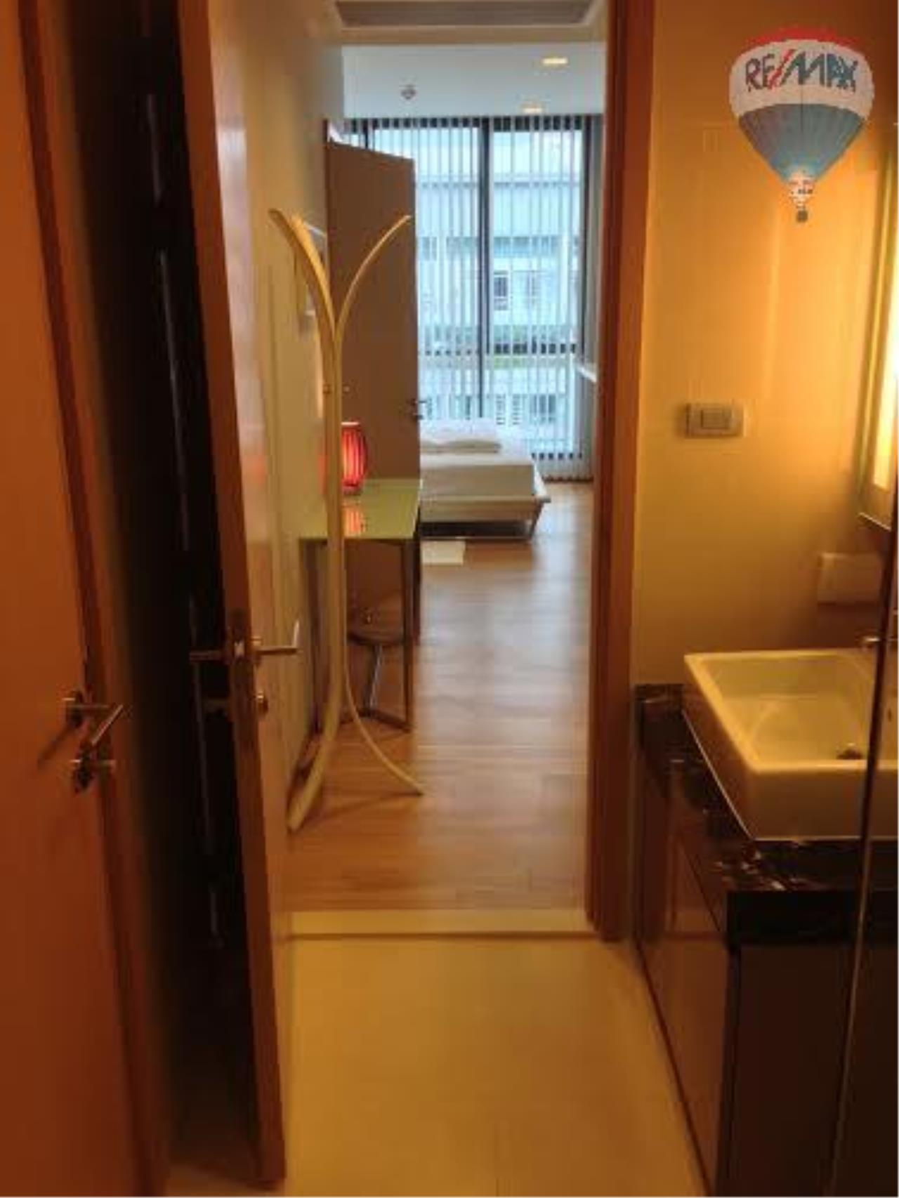 RE/MAX Properties Agency's 1 Bedroom 50 sq.m. for Rent at Hyde Condominium Sukhumvit 13 5