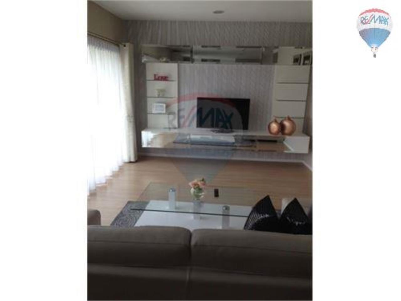 RE/MAX Properties Agency's 2 Bedroom Apartment - Renovo Residence , Nai Lert Ploenchit  5