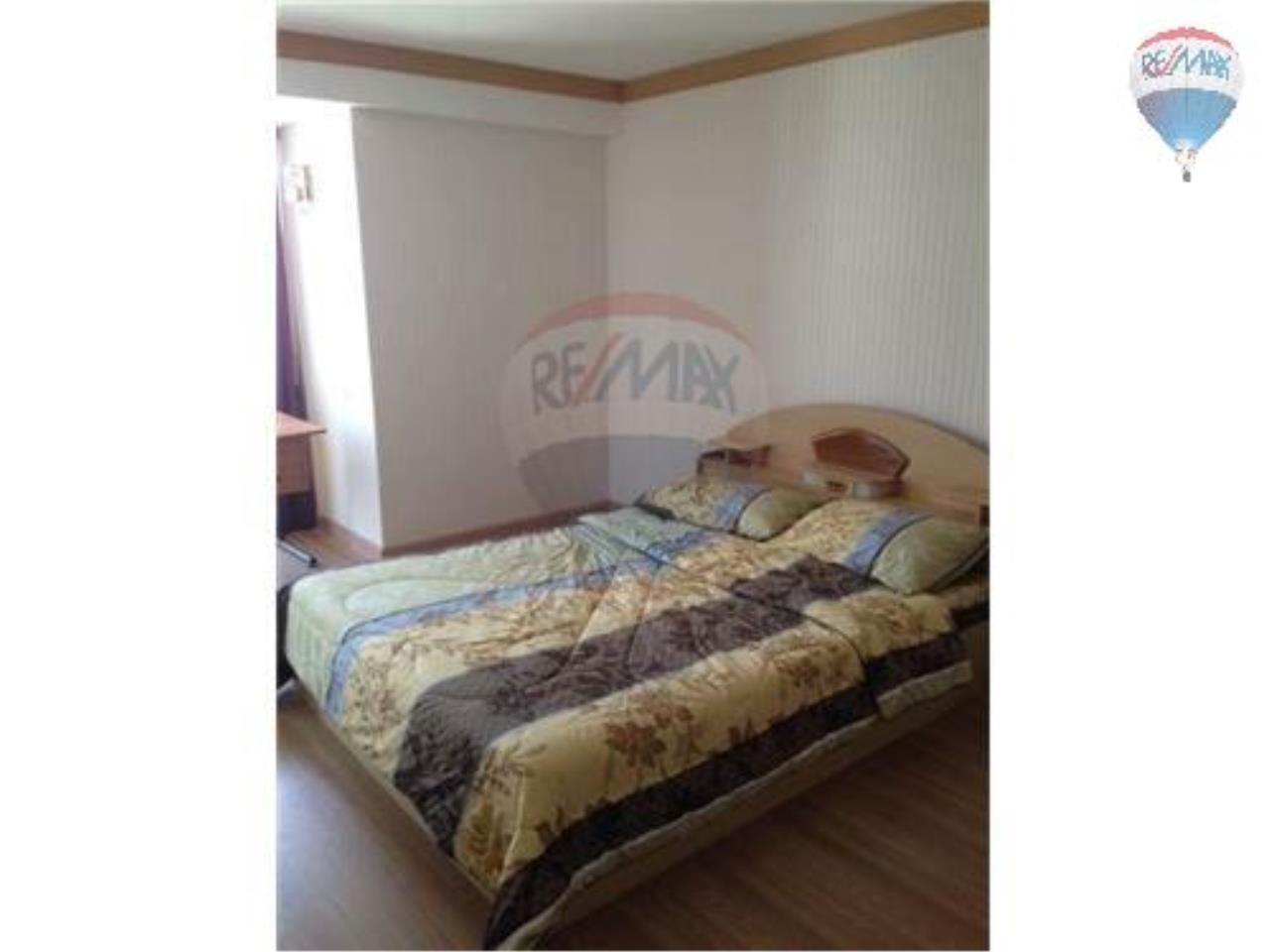 RE/MAX Properties Agency's 2 Bedroom Apartment - Sukhumvit 30/1 4