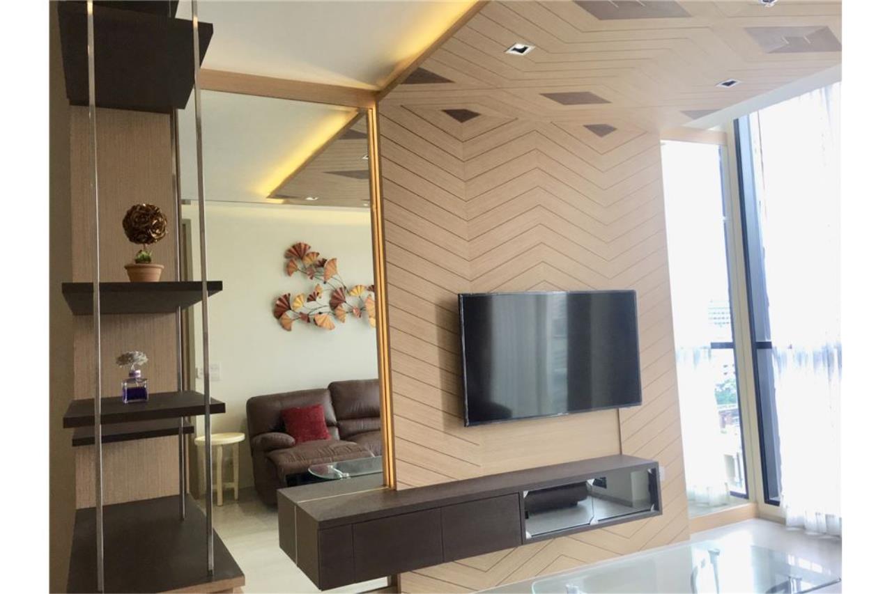 RE/MAX Properties Agency's 2 Beds for rent at Ploenchit 75K!!! 6