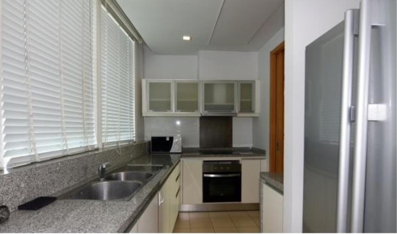 Right Move Thailand Agency's CA2980 Millennium Residence For Rent 75,000 THB 2+1 Bedrooms 128 Sqm 3