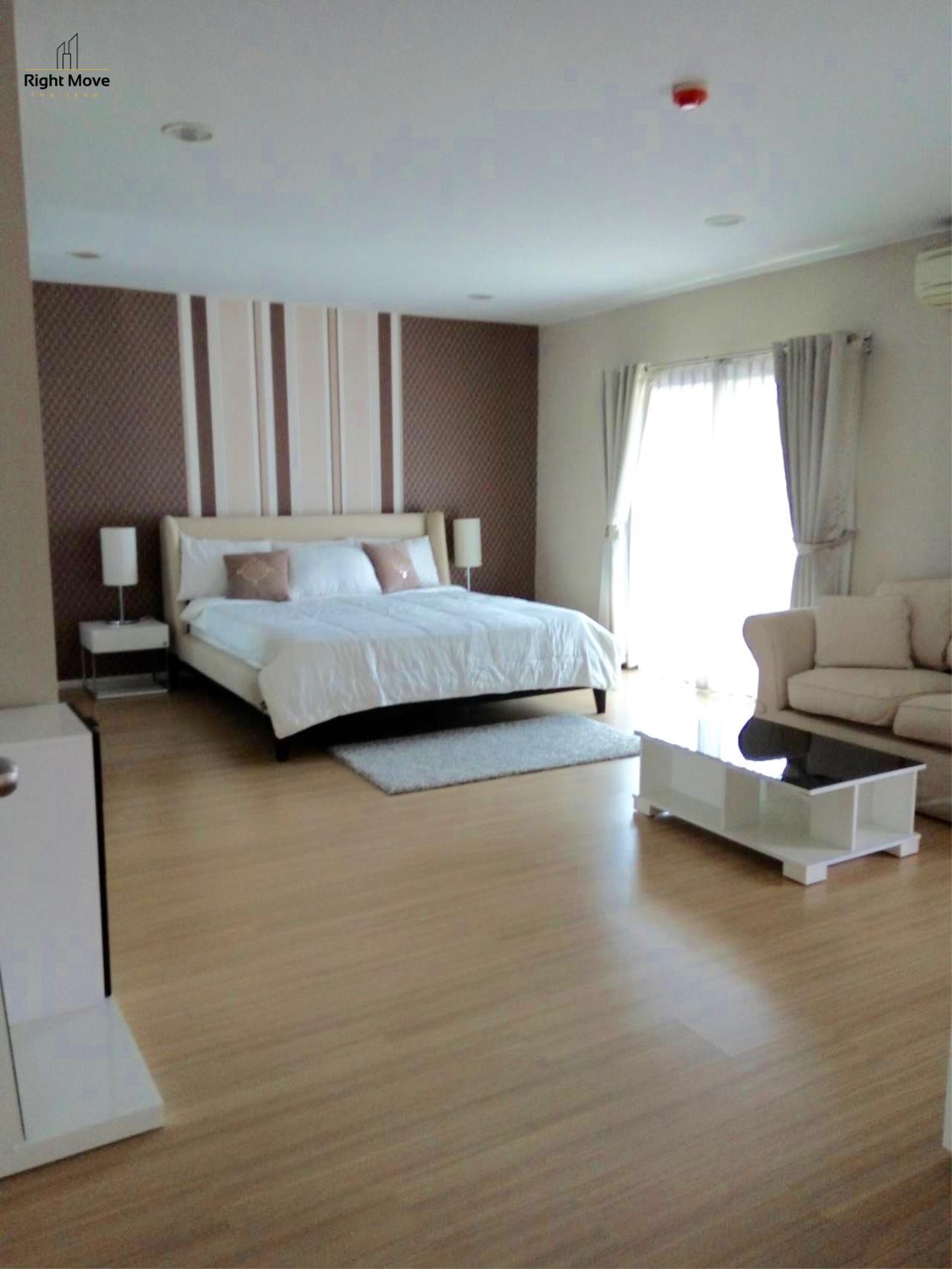 Right Move Thailand Agency's CA6824 Renova Residence Chidlom For Sale 18,000,000 THB 3 Bedrooms 145 Sqm 14