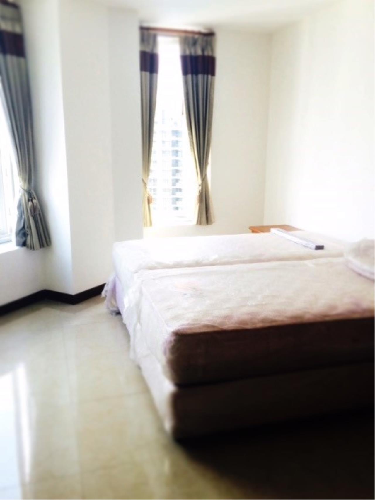 Optima Global Real Estate Agency's 3 bedrooms for Sale @ All Seasons Mansion 5