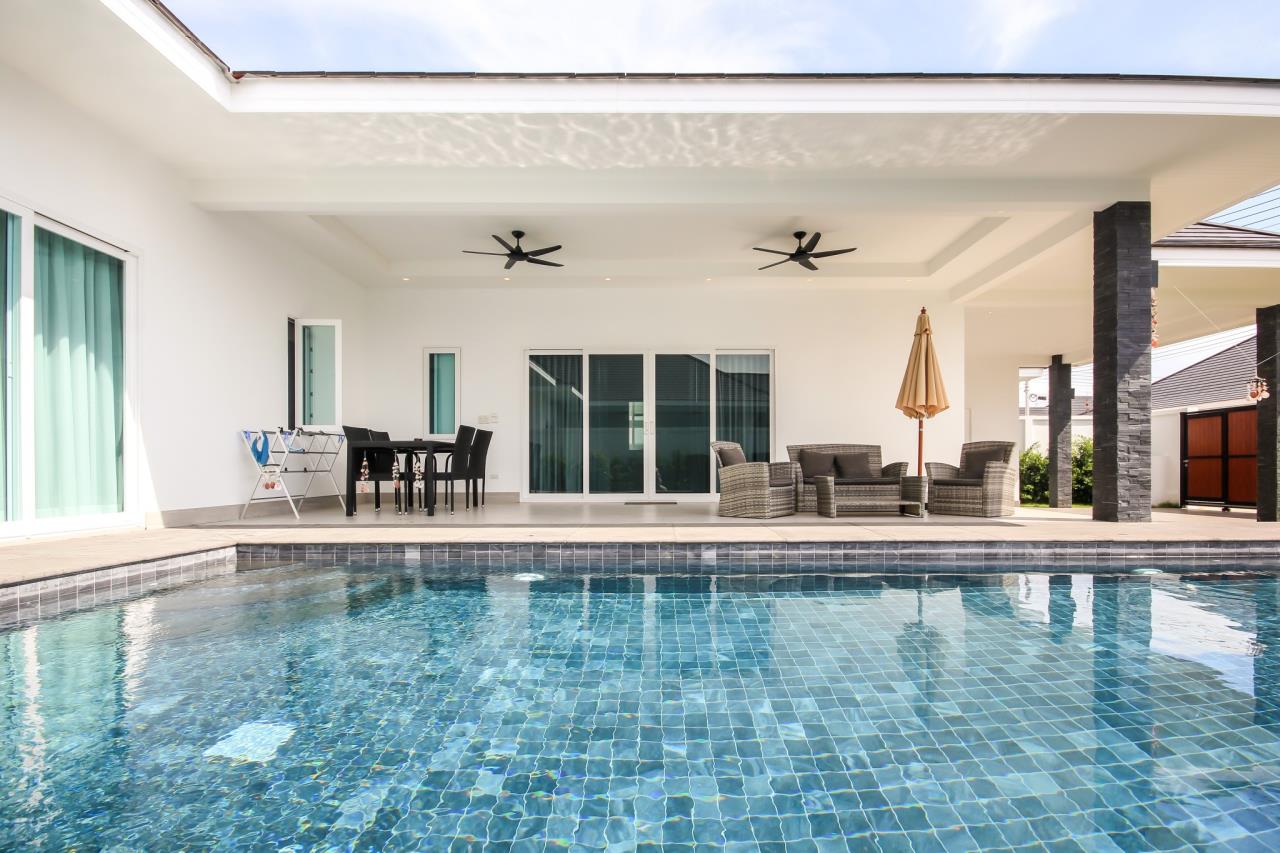 Thaiproperty1 Agency's New Fully Furnished 3 Bed Pool Villa 10 Min From Town - Aria Hua Hin 3