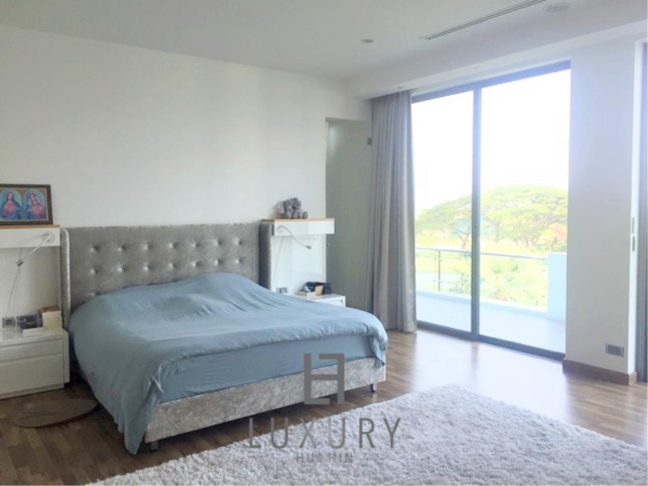 Luxury Hua Hin Property Agency's 4 Bedroom Pool Villa at Palm Hills 7